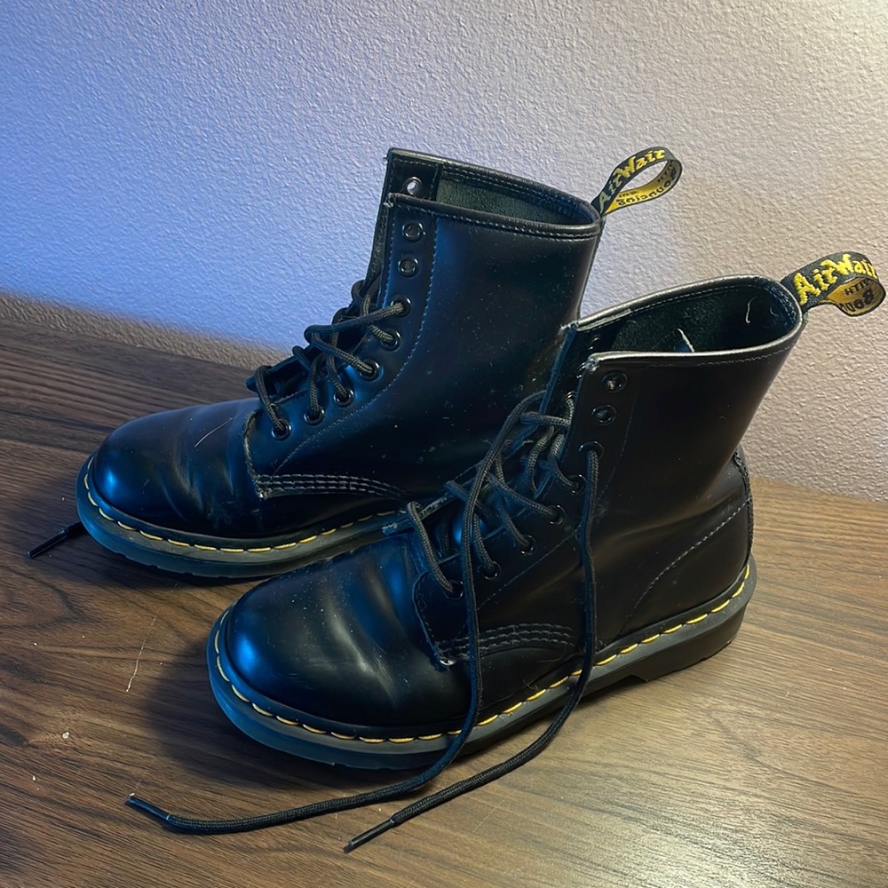 Black 1460 Dr. Martens